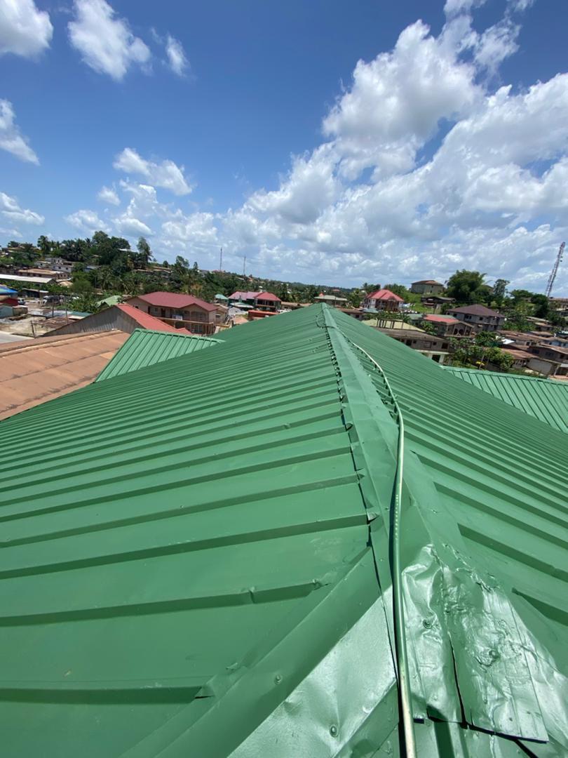 ROOF CLEANING